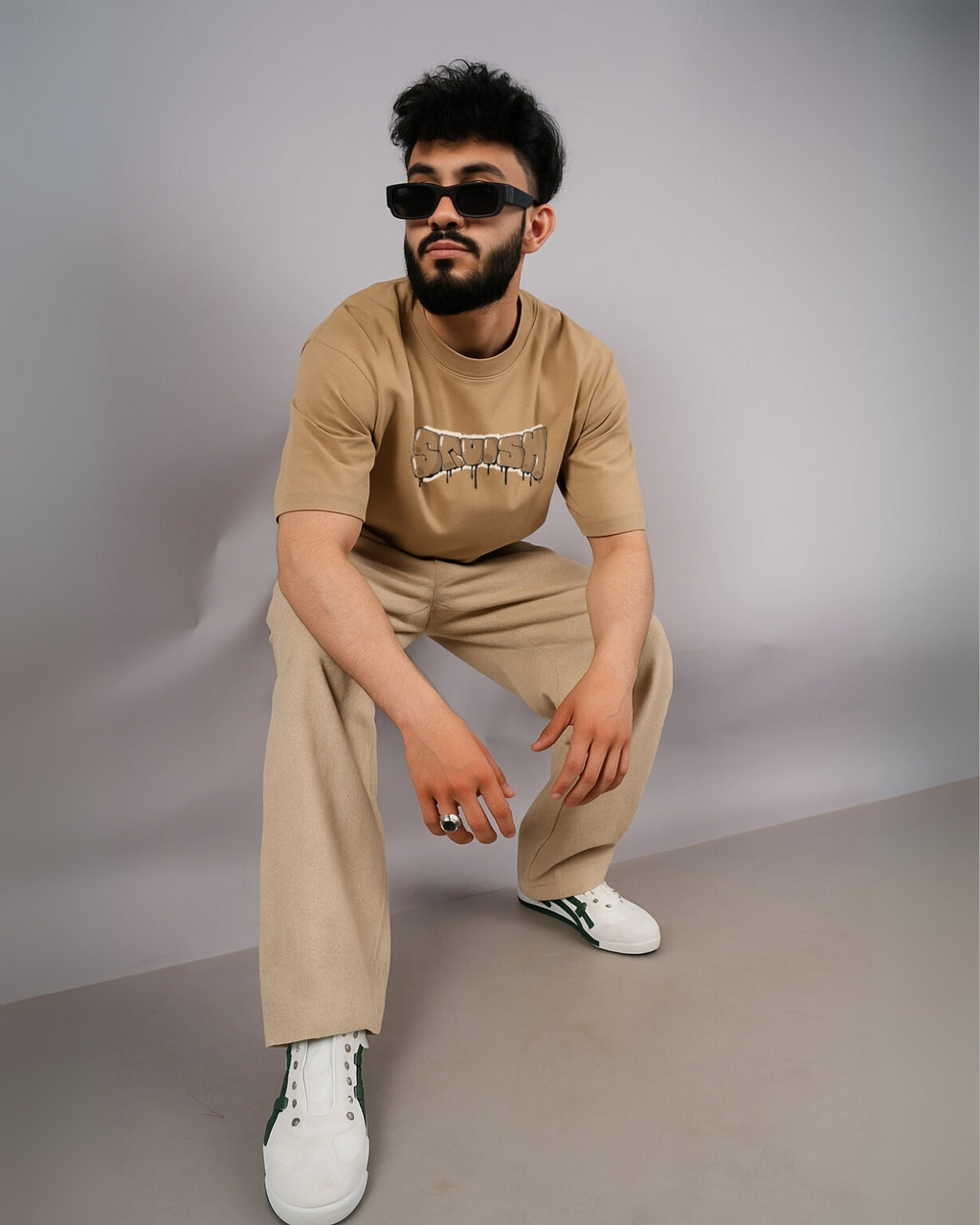 Vizaryx Men’s Oversized Graphic – SQUISH  Tee